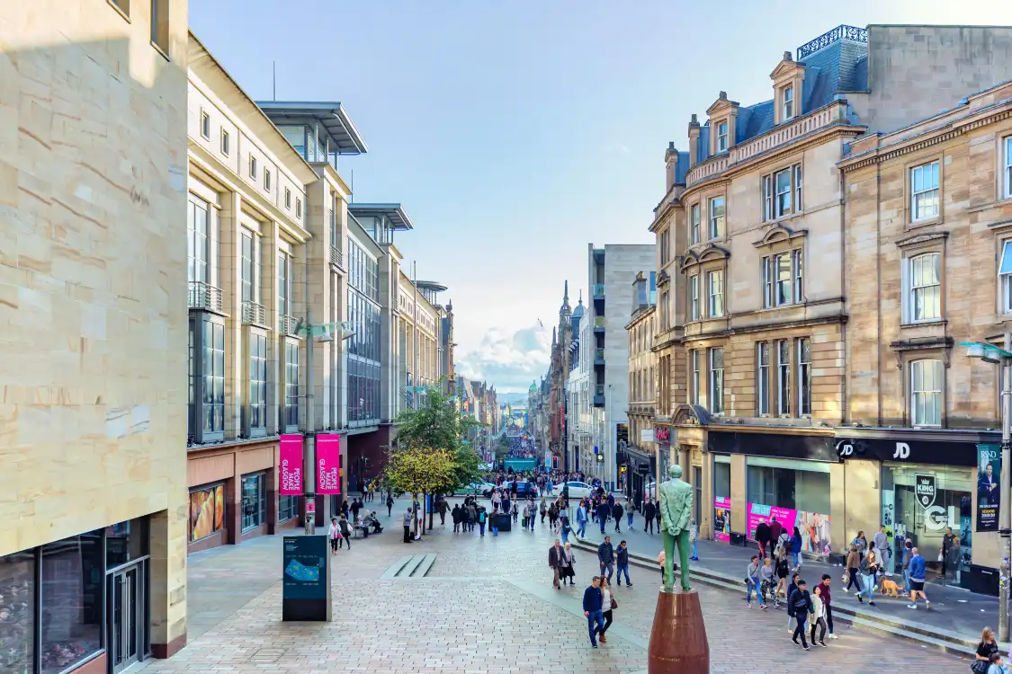 Hotels near Buchanan St