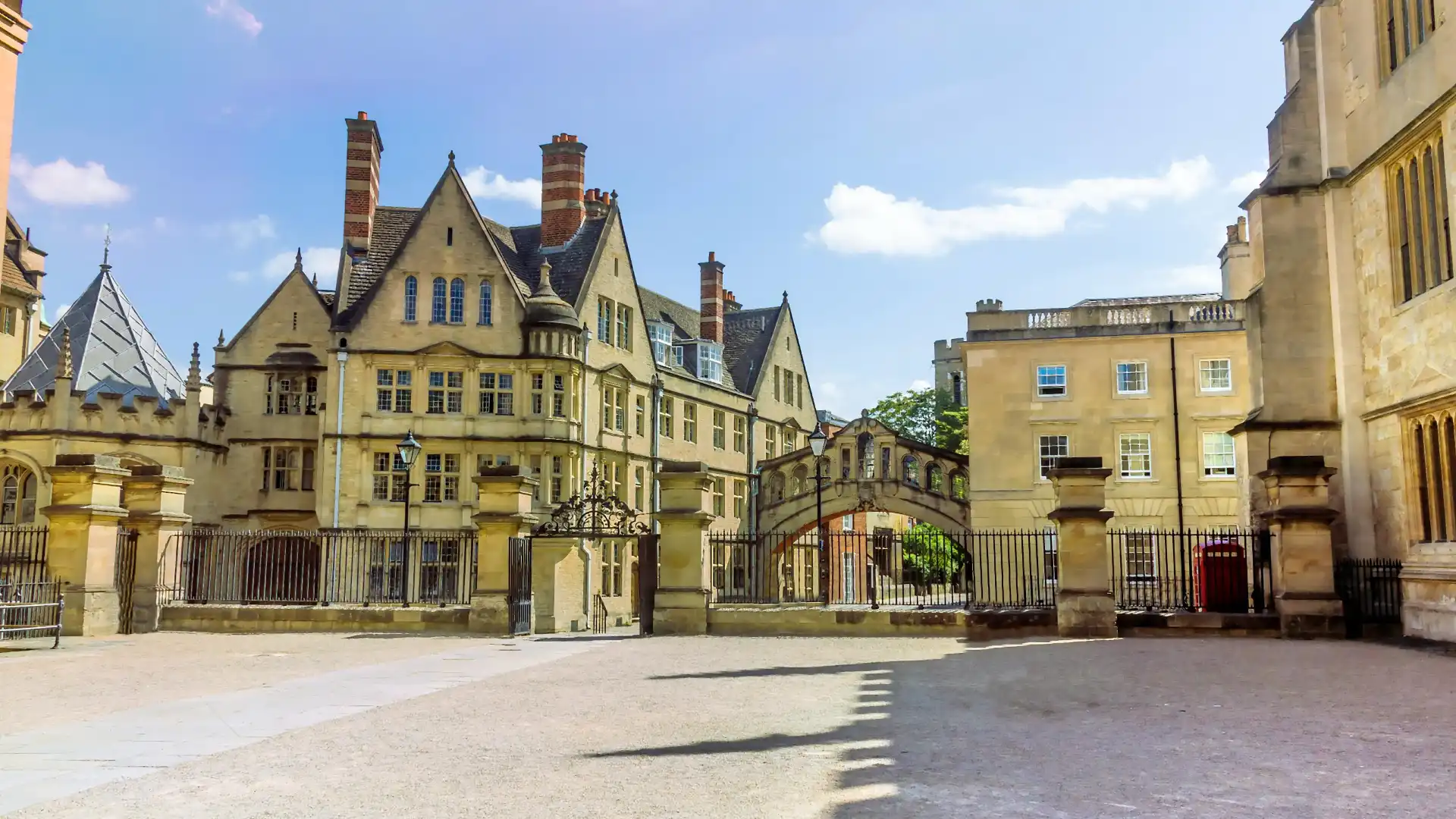 Hôtels à proximité de : Clarendon Building