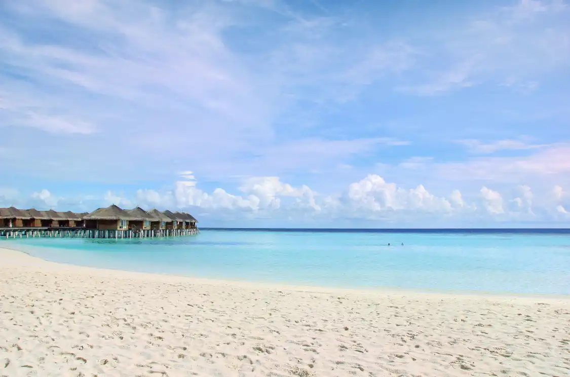 Hotels near Maafushivaru