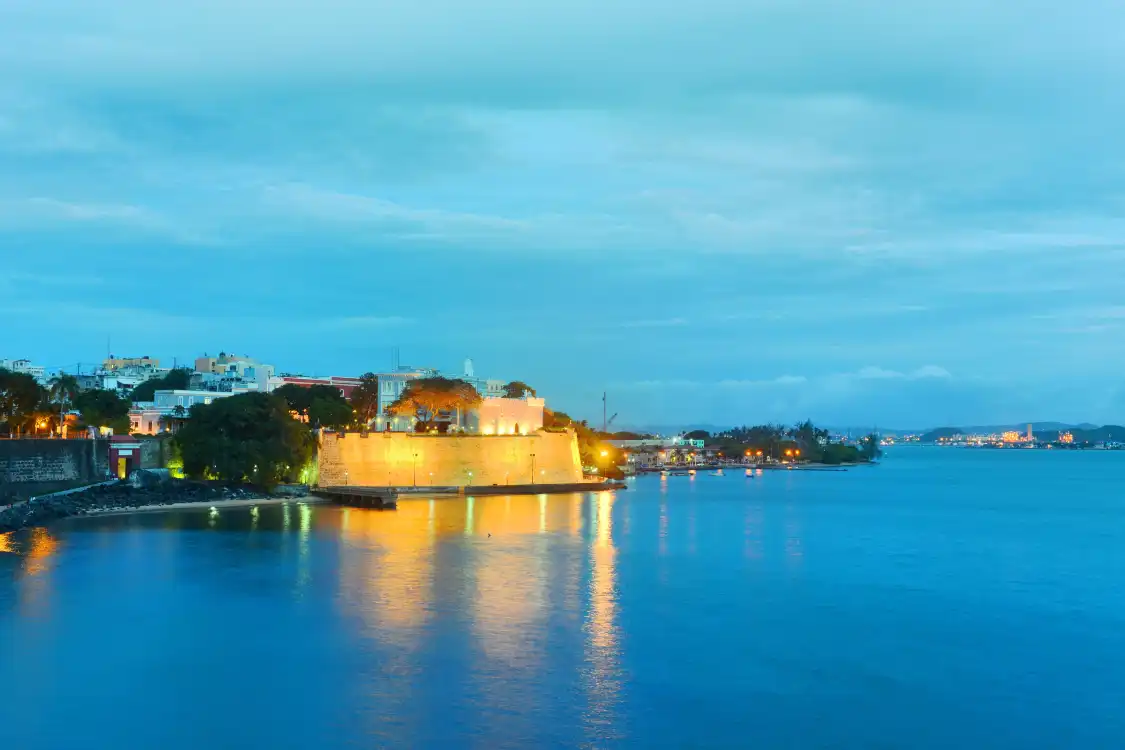 Hotels near La Fortaleza