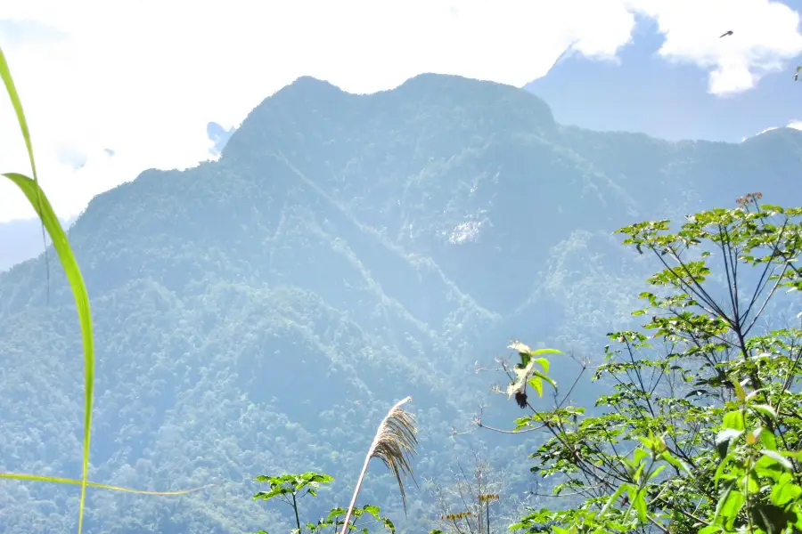 Gunung Angsi