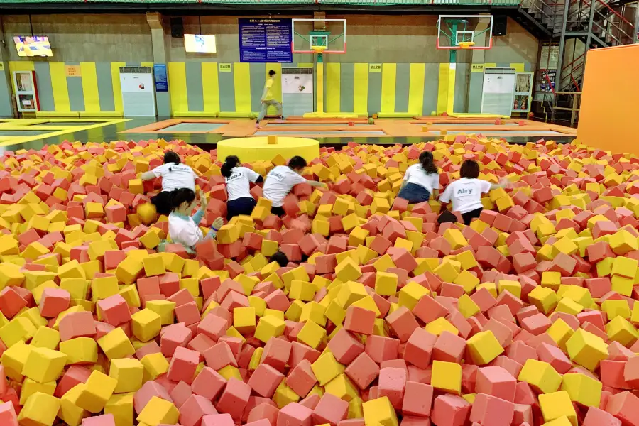 Ultimate Jump Trampoline