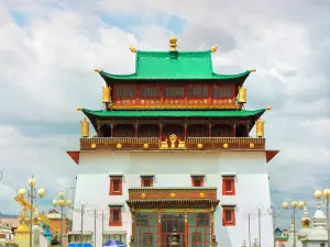 Gandantegchinlen Monastery