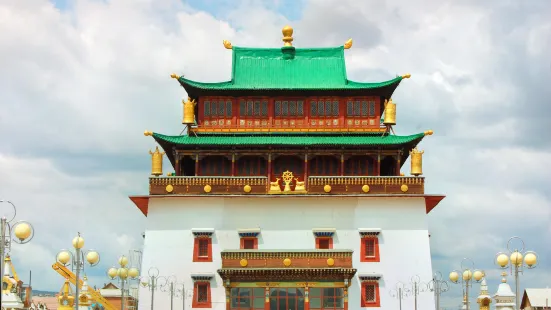 Gandantegchinlen Monastery