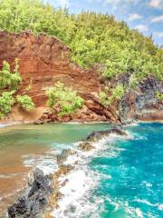 Kaihalulu Beach