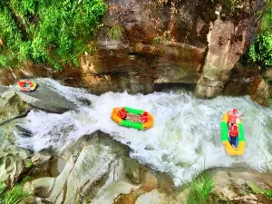 Wanlong Gorge Drifting
