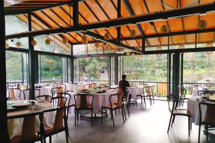 钰湘宴·剁椒鱼头王(岳麓望月公园店)