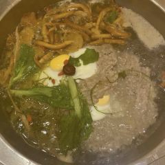 林丰野生菌肉饼鸡火锅店 여행 사진