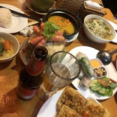 Yen's Restaurant 여행 사진