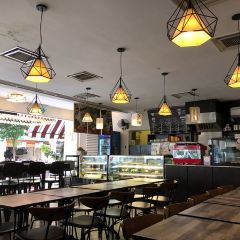 ARCH Cafe 여행 사진