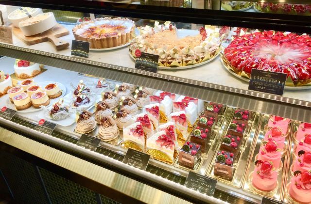Patisserie Tooth Tooth
