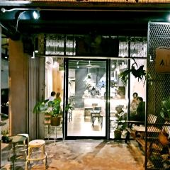 The Alley(5 Stewart Lane) User Photo