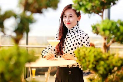 2KW Bar & Restaurant