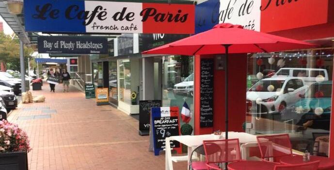 Le Cafe De Paris