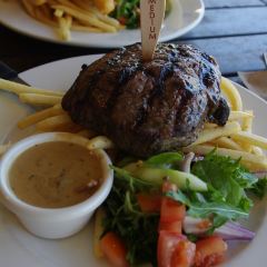 Marina Tavern User Photo