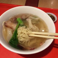 Lot 10 Hutong Food Court User Photo