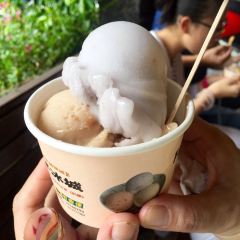Azongyubingcheng User Photo
