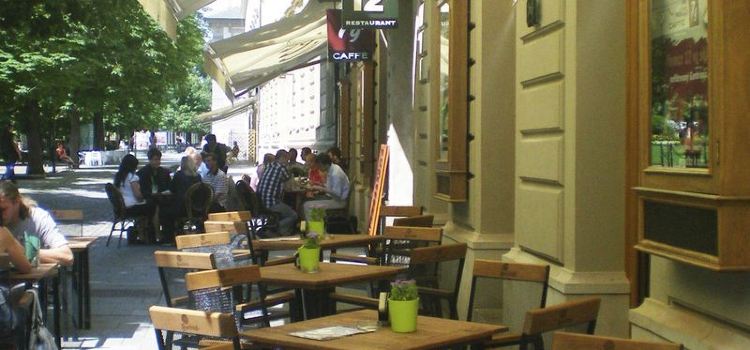 Restaurace 12