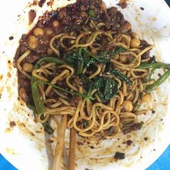 HUA SHI WAN ZA MIAN User Photo