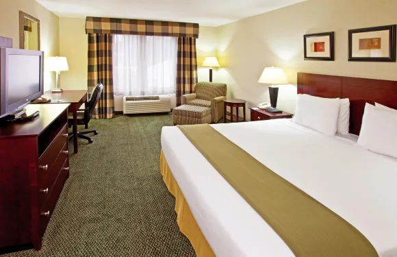 Holiday Inn Express 雷德克里夫 - 諾克斯堡 by IHG