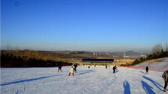 海蘭江滑雪場