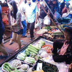 Amphawa Floating Market User Photo