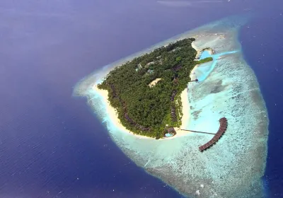 Veligandu Island Beach