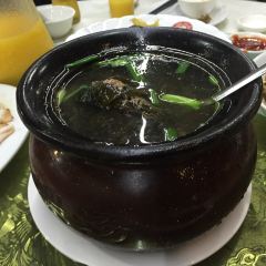 XIAO YAN JING DA PAI DANG User Photo