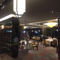 Xuanwusuningnuofutejiudianzijinxuanzhong Restaurant (xuzhuang) 여행 사진