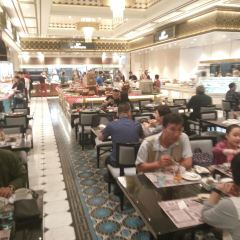 Le Buffet User Photo