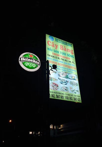 Nhà hàng Cây Bàng