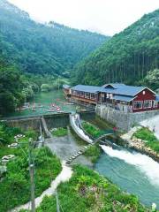 Wanyao Canyon Drifting