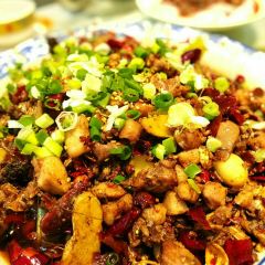 Laotaiposanhuochun (tongliang) User Photo