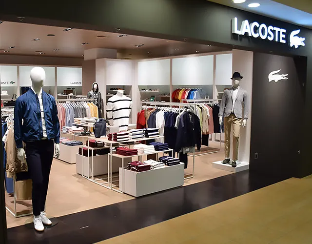 Shopping itineraries in Lacoste Boutique Aquacity in February