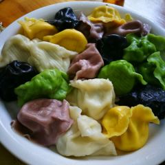 MINGUOHAIXIANJIAOZILOU User Photo