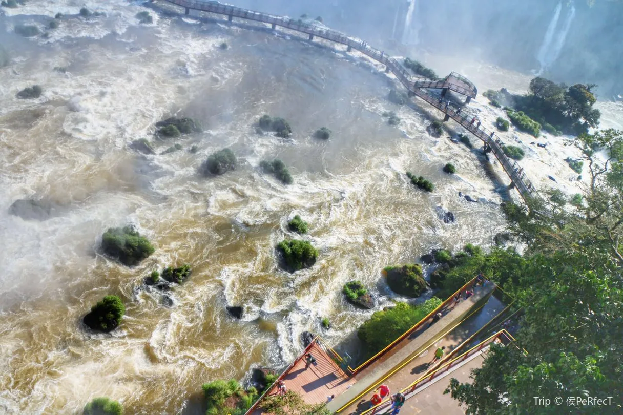 2_น้ำตกอีกวาซู