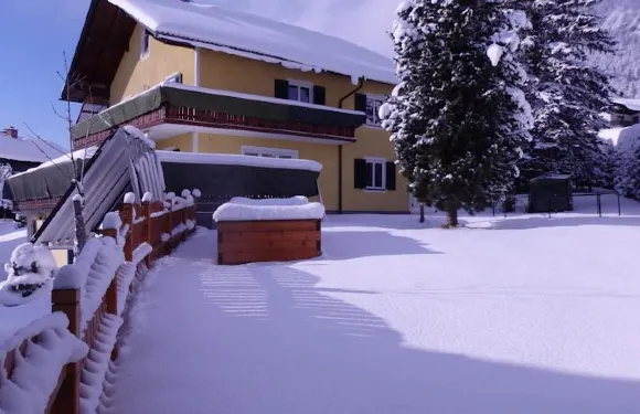 斯特因波克公寓