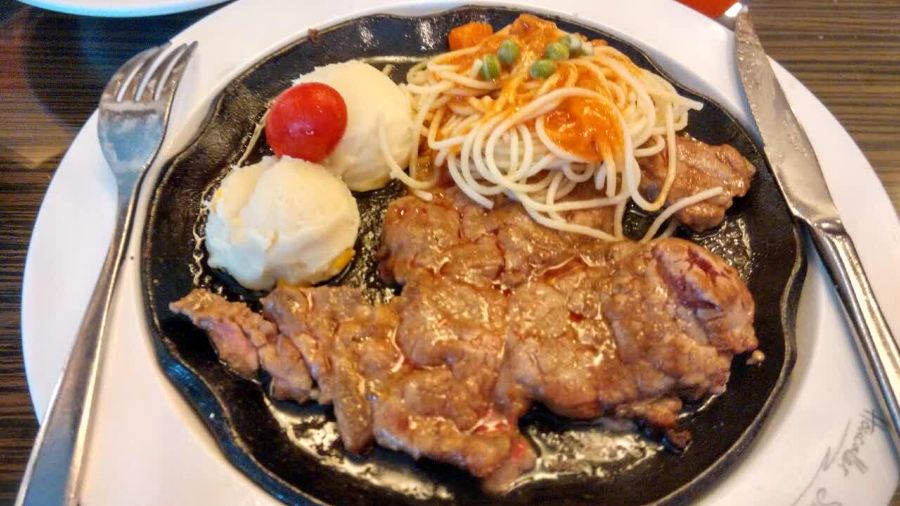 Haokelai Steak (hanlinguangchang)