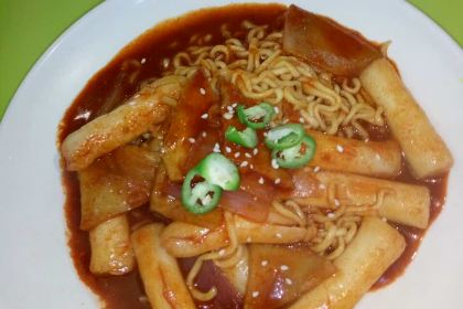 韩食尚(民俗广场店)