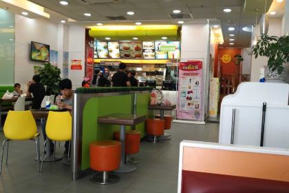 德克士(平川店)