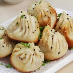 XIAO YANG SHENG JIAN NA JING SHANG SHAN AO TE LAI SI DIAN User Photo