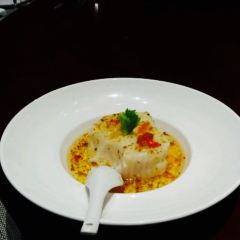 LUBANZHANG BRAISED SEA CUCUMBER WITH SCALLION 여행 사진