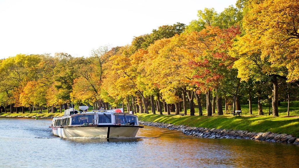 Royal Canal Cruise Tour