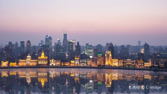 상하이 개인 일일 투어: 상하이 서커스 월드, 주지아자오, 와이탄