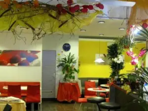 Cafe Saphir