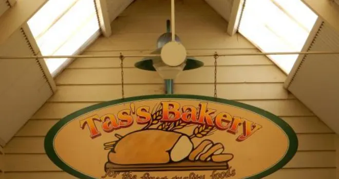 Tas's Bakery