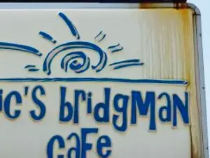 Eric's Bridgman Cafe