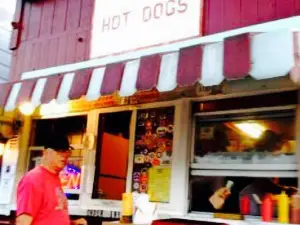 Gus's Hotdogs