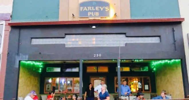 Farley's Irish Pub