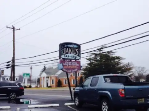 Jake's Bar Grill & Brick Oven Pizza